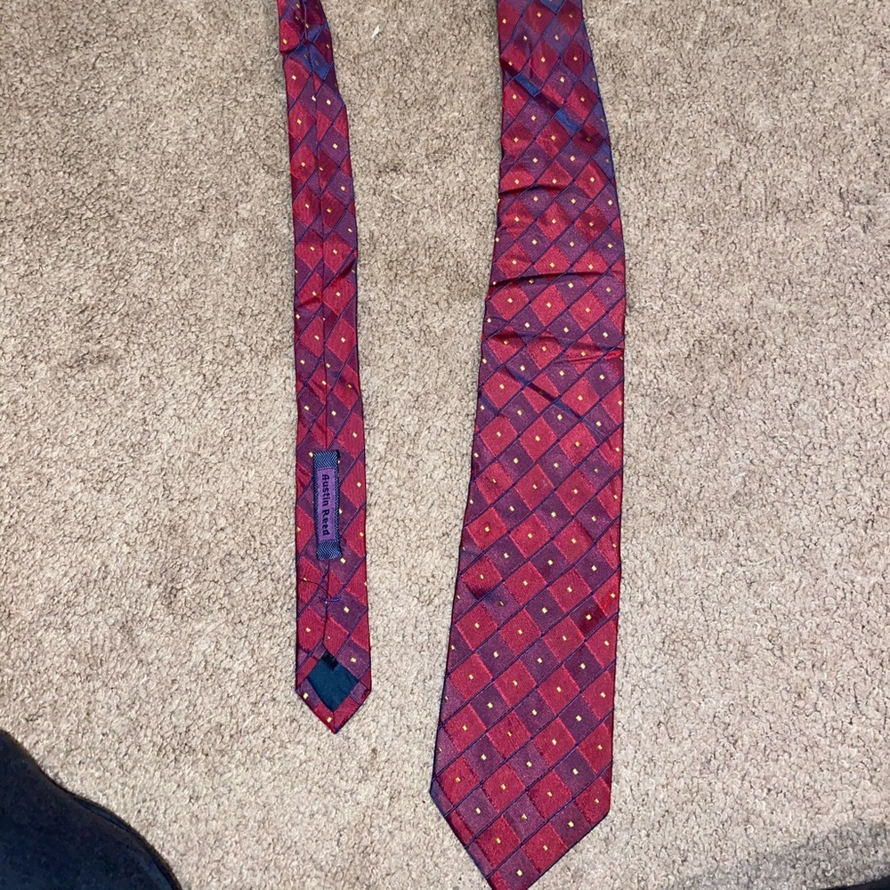 Men’s necktie
